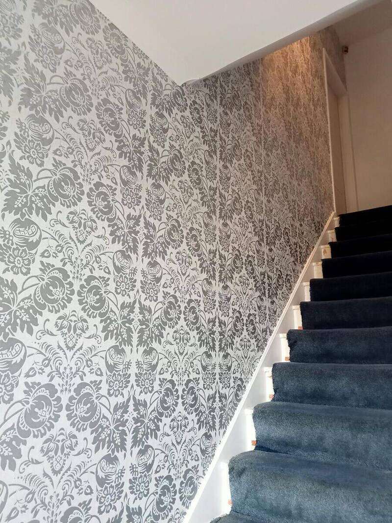 wallpaper hanging Richmond, TW9